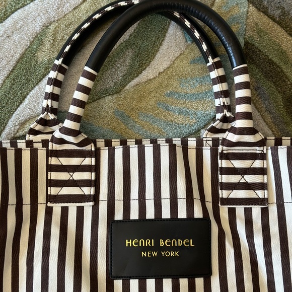 Henri Bendel Striped Weekender X-Large Tote NWOT - Picture 11 of 15